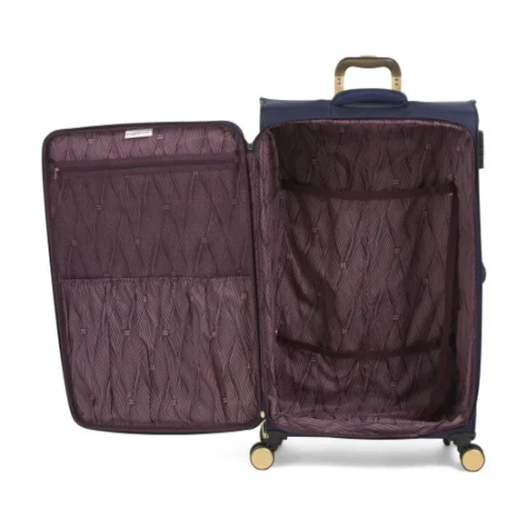 IT LUGGAGE 32in Glimmering Spinner
